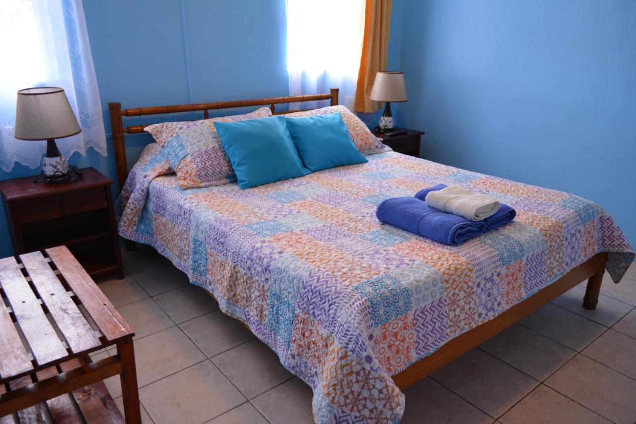 פואנטה ארנס Hostal Aventura Austral מראה חיצוני תמונה