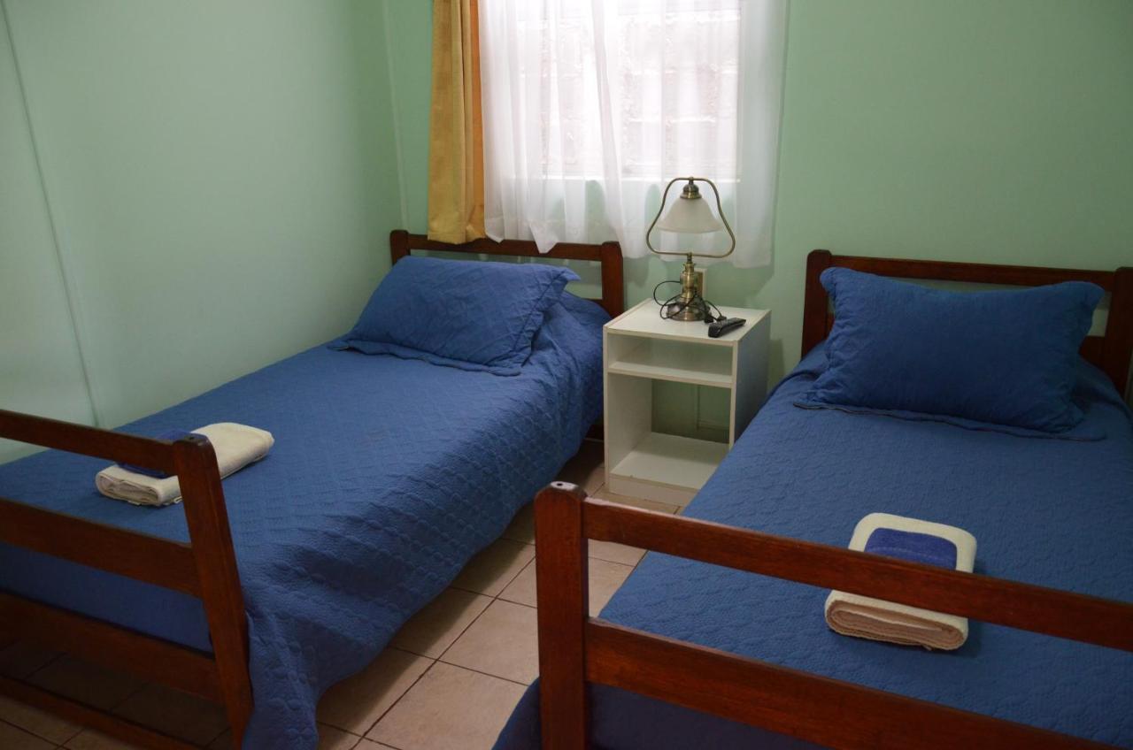 פואנטה ארנס Hostal Aventura Austral מראה חיצוני תמונה